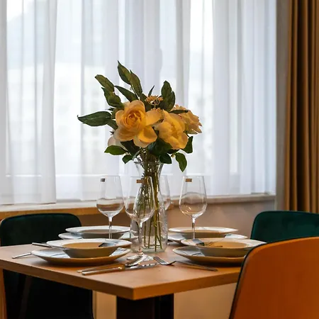 - Balcony, Location - By Rentujemy Varsovia